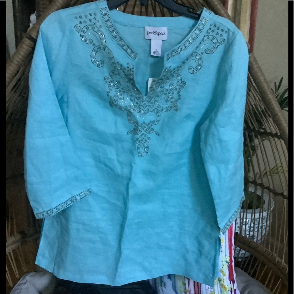 A peck&peck top